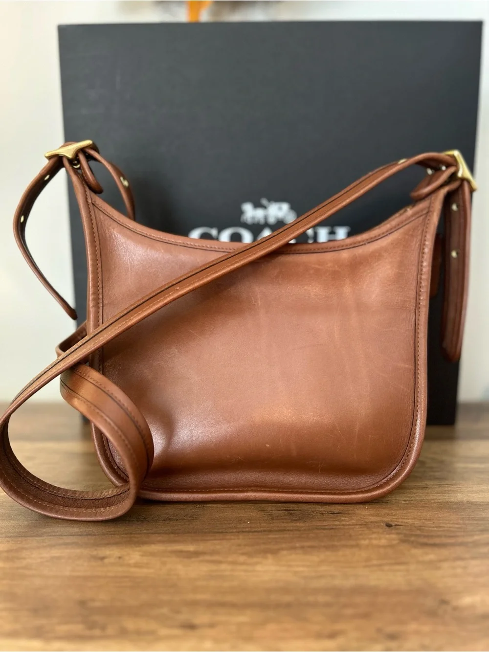 Vintage Coach Janice Legacy 9950 Burnished Camel 2005